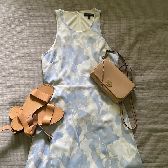 Banana Republic Dresses & Skirts - MOVING SALE Floral Banana Republic dress